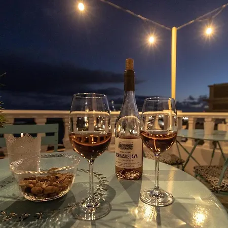 Casa Vista Marina * 蓬塔德尔加达